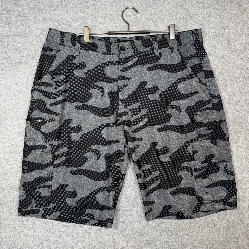 IRON CO Cargo Shorts Men 40 Gray Black Camo Mesh Pockets Stretch Utility